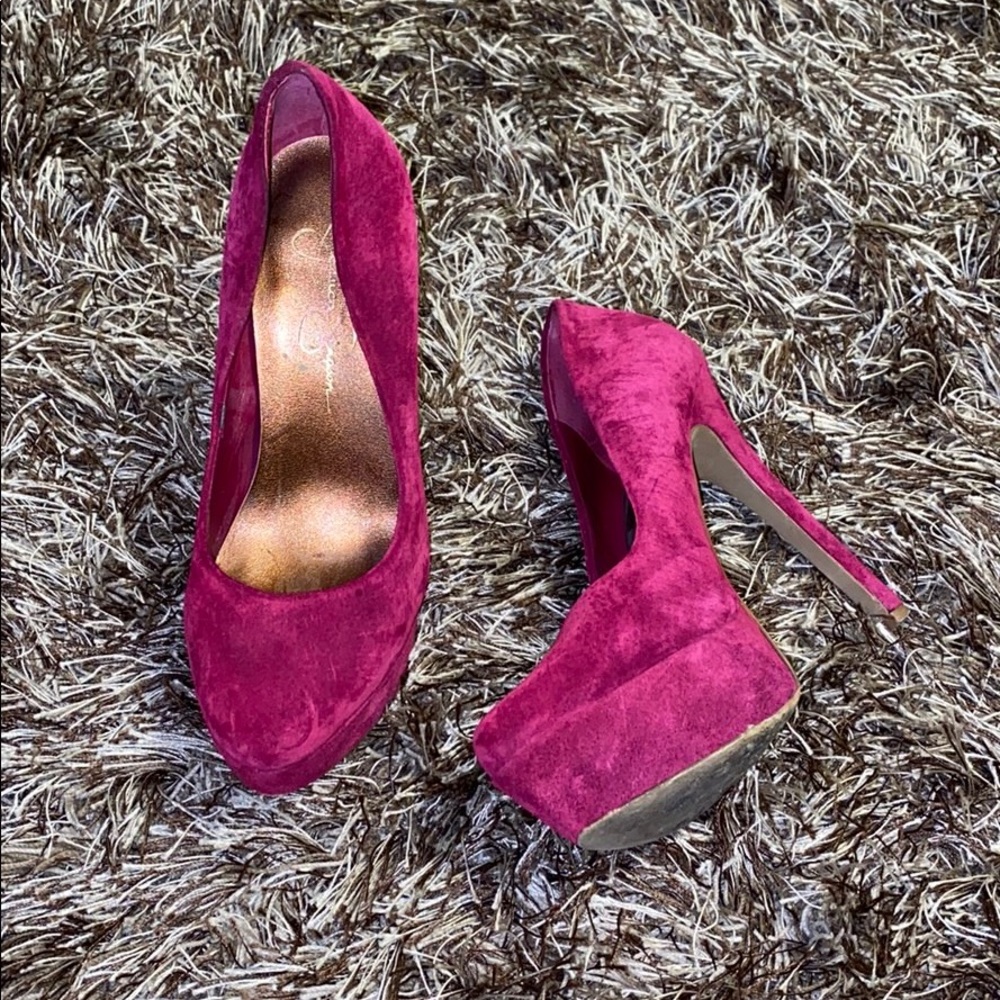 Fuchsia Pumps
